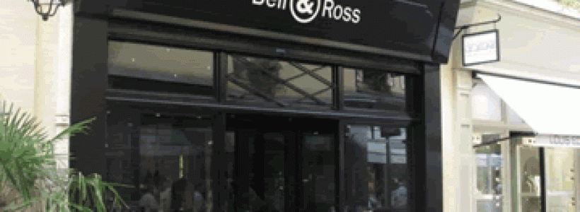 Bell & Ross apre la sua prima boutique a Parigi.