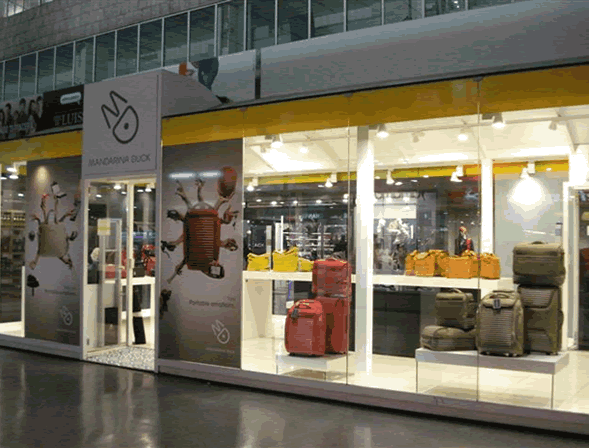 mandarina Duck Pop Up Store Roma Termini
