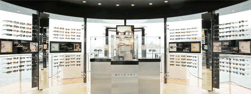 Sunglass Hut Australia temporary store galleggiante