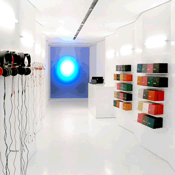 TEMPORARY SHOP URBANEARS Londra