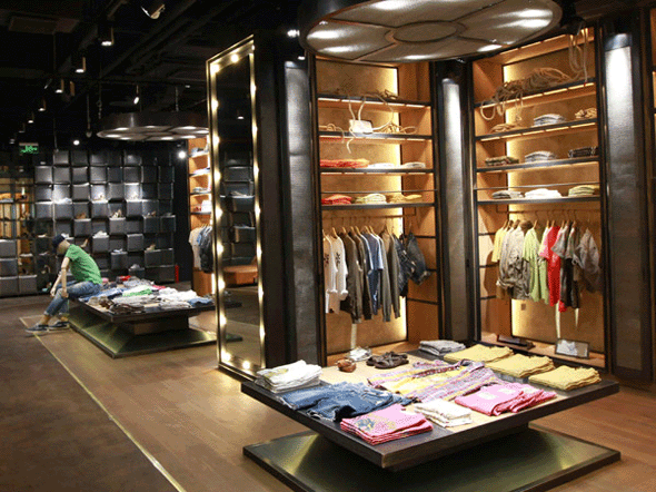 REPLAY apre un flagship store a Pechino