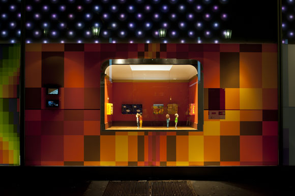 TEMPORARY POP UP STORE