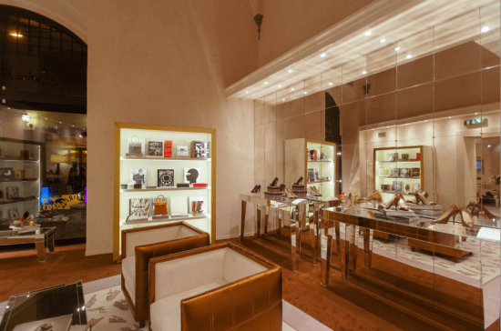 FERRAGAMO gift shop boutique Firenze