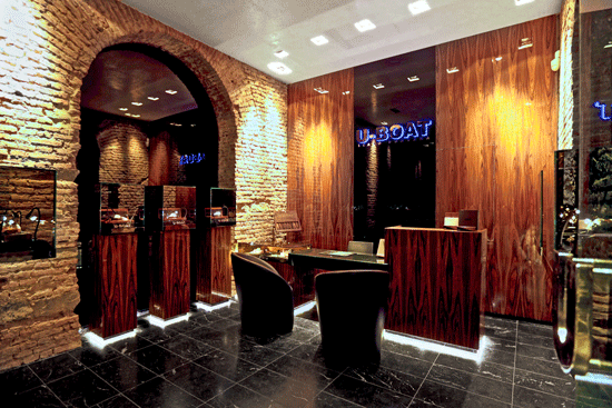 U-BOAT Milano boutique monomarca