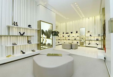 GIUSEPPE ZANOTTI DESIGN flagship Milano