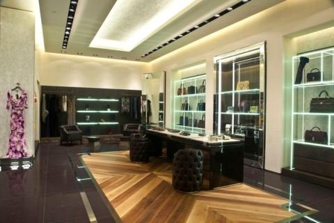 Roberto Cavalli, Bucarest