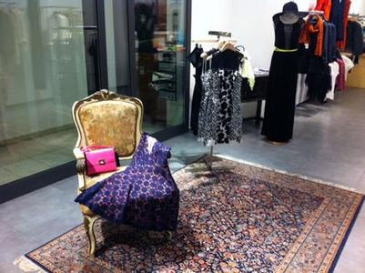 FRENCH CONNECTION pop-up store