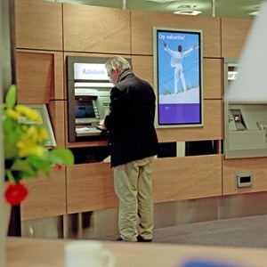 m-cube-rabobank banking digital signage M-cube