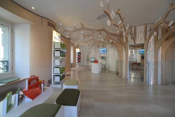 LIFE PARK protection store di Genertel ed Europ Assistance Studio Cesana LIFE PARK protection store di Genertel ed Europ Assistance Studio Cesana