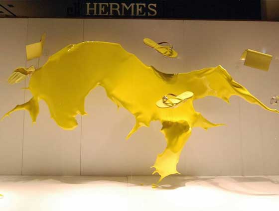 Hermes_window_Paris