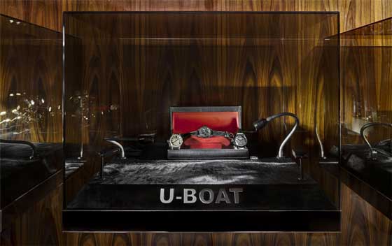 Boutique U-BOAT Firenze progettata da Alessandro Luciani