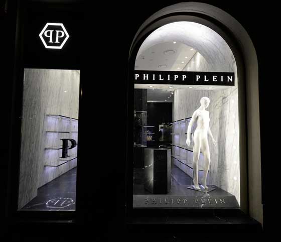 PHILIPP PLEIN Milano via montenapoleone