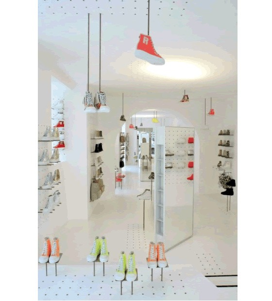 L’architetto Jean Nouvel ha realizzato il progetto per il nuovo store Ruco Line