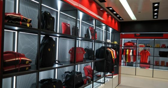 ferrari-store-milano ferrari-store-milano
