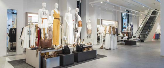 Mango megastore Milano