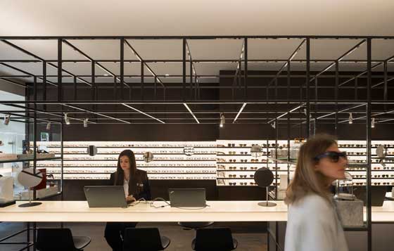 Ulloa_Optico_madrid_Isabel-Lopez-Vilalta-Associates_retail-design-an-magazine