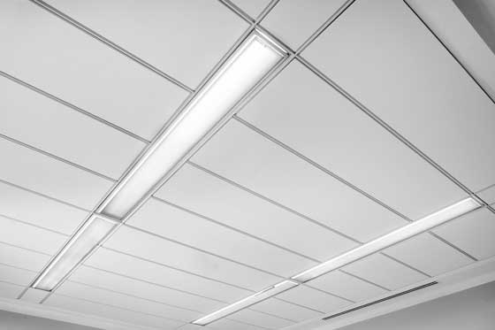 ARMSTRONG TECH ZONE controsoffitto tecnico attrezzato