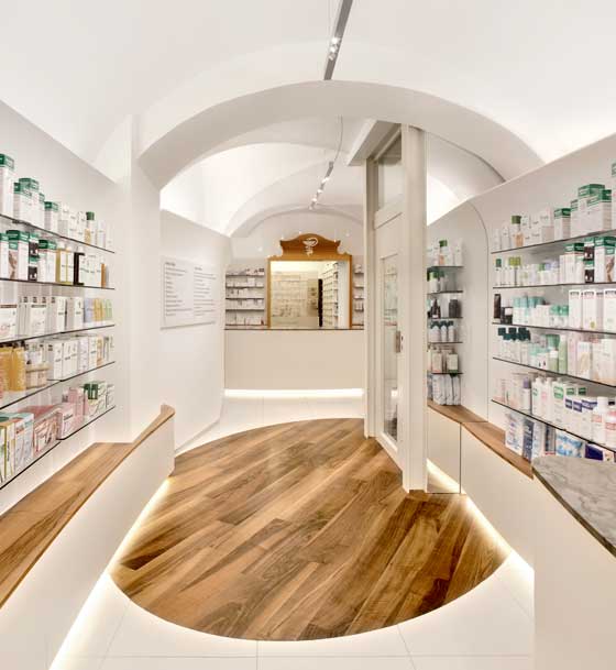 Arredamento Farmacia Bertero Cuneo