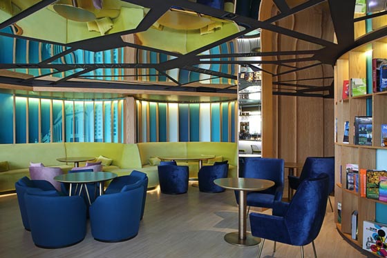 SKY LOUNGE INDIGO HOTEL