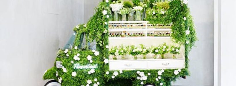 The pop-up flower shop is a collaboration between Fendi and floral artist Makoto Azuma