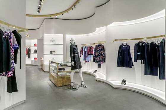 versace boutique boston