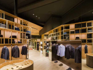 boutique Nino Alvarez Barcelona con griglie in legno