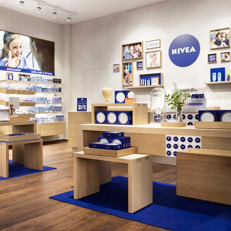 the first nivea shop conceived by Matteo Thun & Partners
