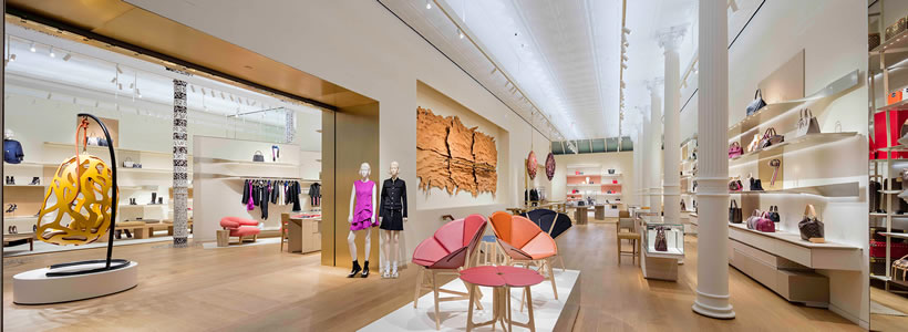Louis Vuitton boutique galleria Soho