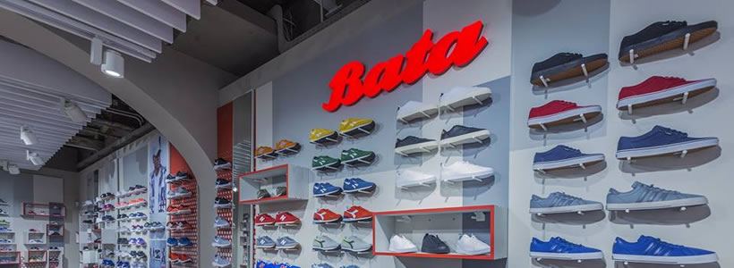 Bata restyling store Bologna
