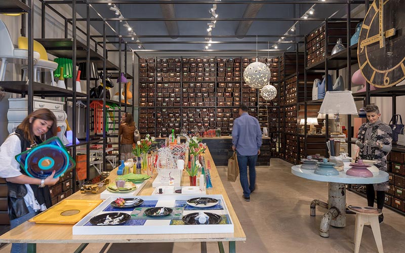 The Creative Spot Fidenza Village pop up store design moda
