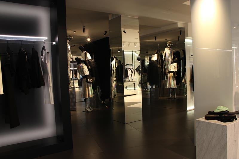 FRANKIE MORELLO apre a Milano il suo primo flagship store