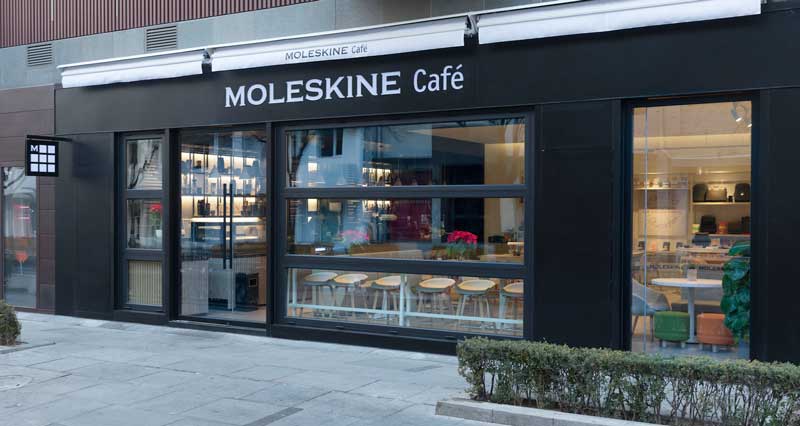 Moleskine Café è un nuovo format che reinterpreta l’idea dei café letterari in chiave contemporanea.