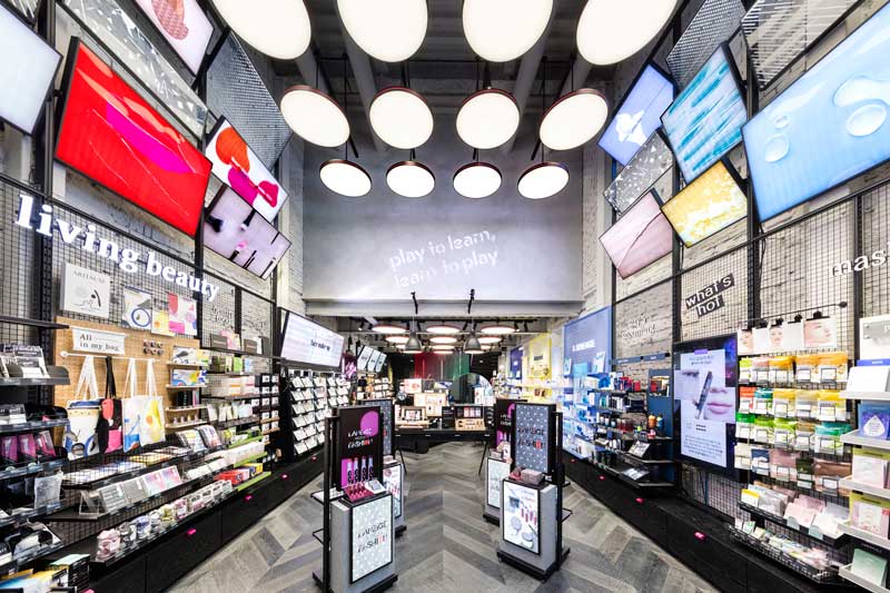 Dalziel&Pow has created the ultimate beauty destination for South Korean brand Aritaum