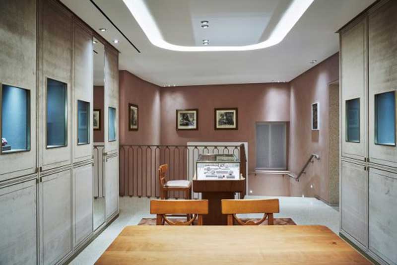 Hermes riapre completamente ristrutturata la boutique di Venezia