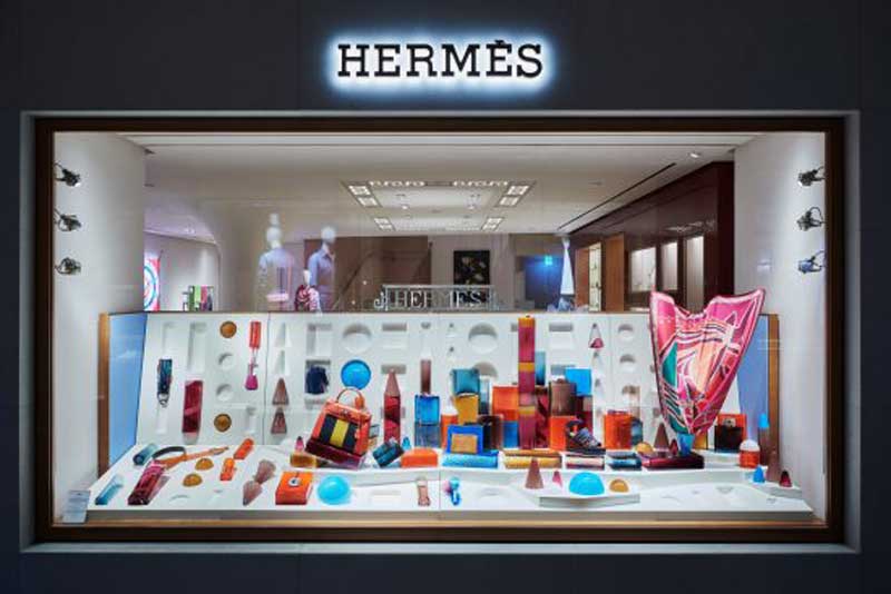 Hermes riapre completamente ristrutturata la boutique di Venezia