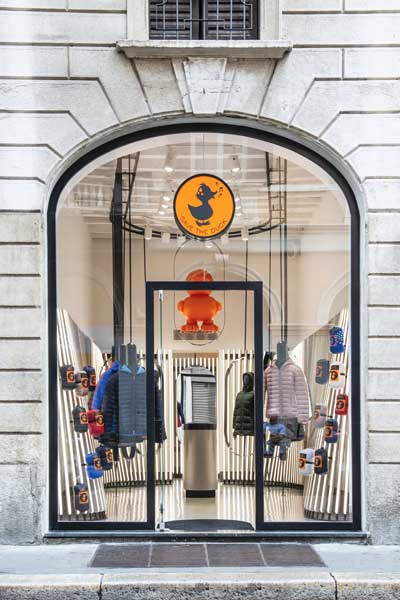 negozio monomarca SAVE THE DUCK Milano