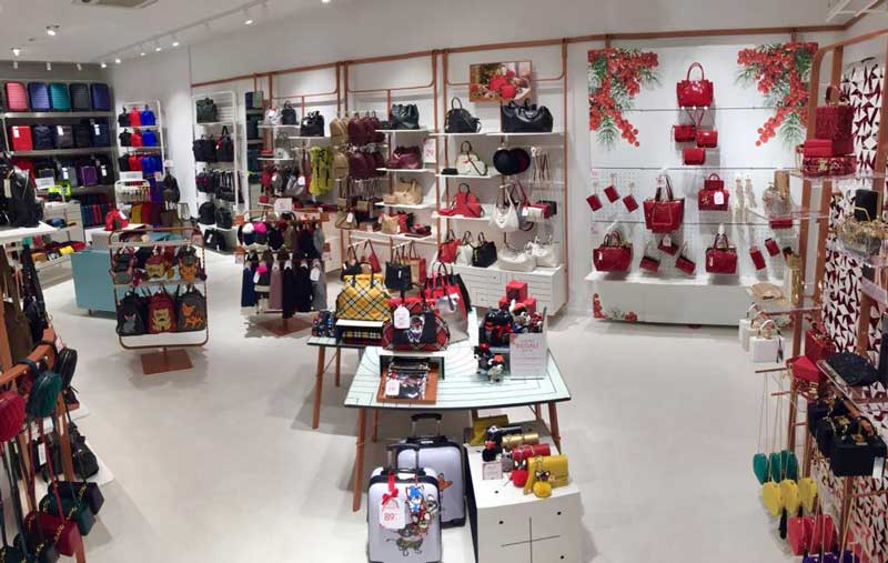 CYAO il nuovo concept store di Carpisa e Yamamay