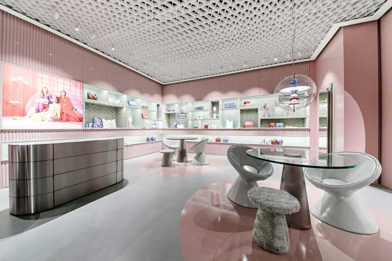 flagship store Coccinelle corso Vittorio Emanuele Milano