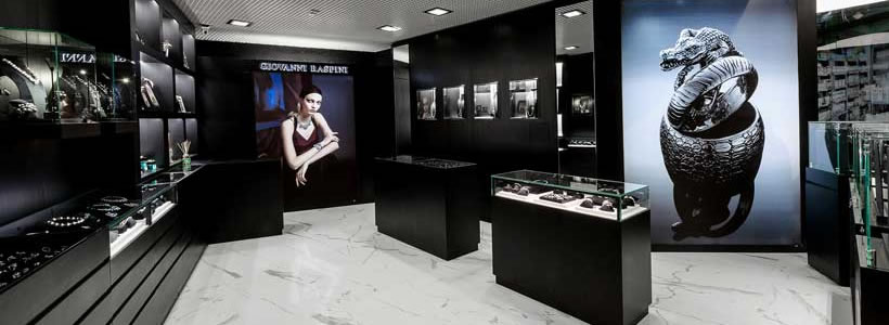 giovanni raspini boutique monomarca mosca russia
