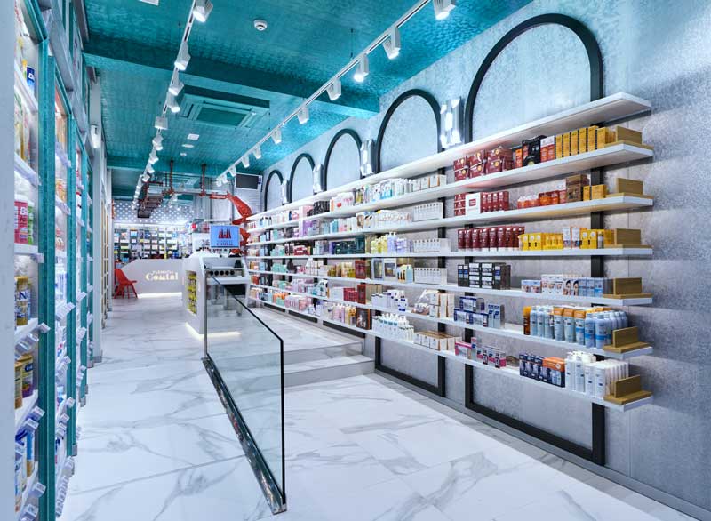 Spanish studio MARKETING-JAZZ  designed the Comtal Pharmacy in Barcelona