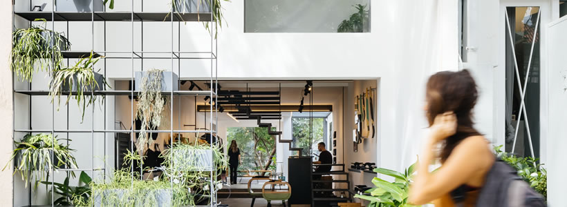Itsu store progettato dagli architetti brasiliani Terra Tuma