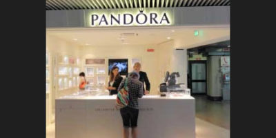 PANDORA apre a Fiumicino con un nuovo concept store.
