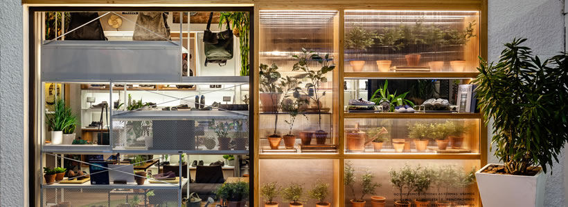 Outer.Shoes storefront in Rio de Janeiro by Kube Arquitetura