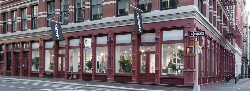 La prima boutique KENZO progettata dal Direttore Creativo Felipe Oliveira Baptista si trova a New York