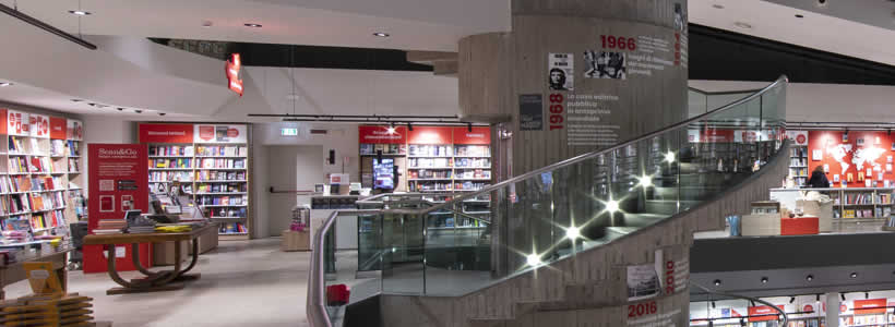 Imoon e il suo brand Makris illuminano il nuovo look della Libreria Feltrinelli di Piazza Piemonte a Milano