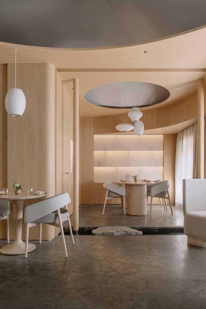 Sò Studio designed  the restaurant Lunar in Shanghai