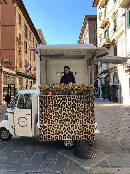 Con FLOWER TRUCK EVENT Camomilla Italia accende i riflettori sui suoi punti vendita