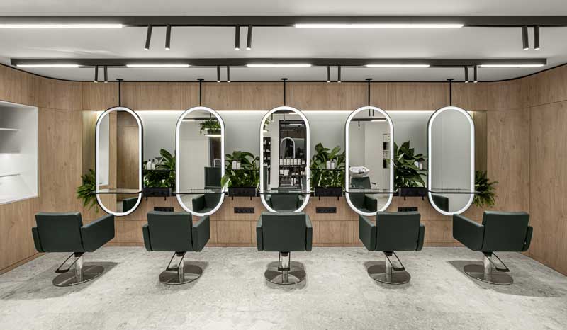 Bogdanova Bureau designs the interior of the beauty salon 365