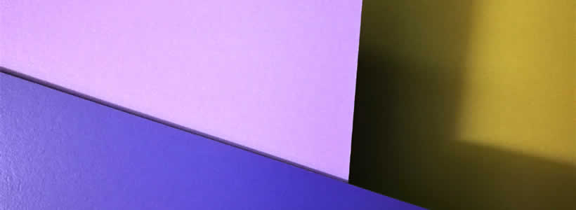 PANTONE 2022 ABET LAMINATI E TWILS SI TINGONO DI VERY PERI