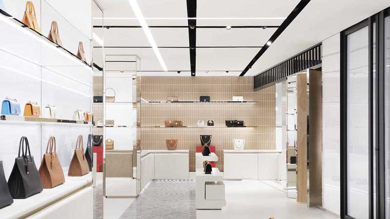 BURBERRY unveils flagship store featuring new luxury design on Rue Saint-Honoré, Paris
